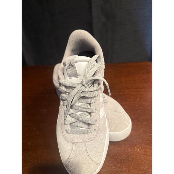 Adidas VL Court 3.0 Shoes Women Size 9 grey suede. - Picture 4 of 4